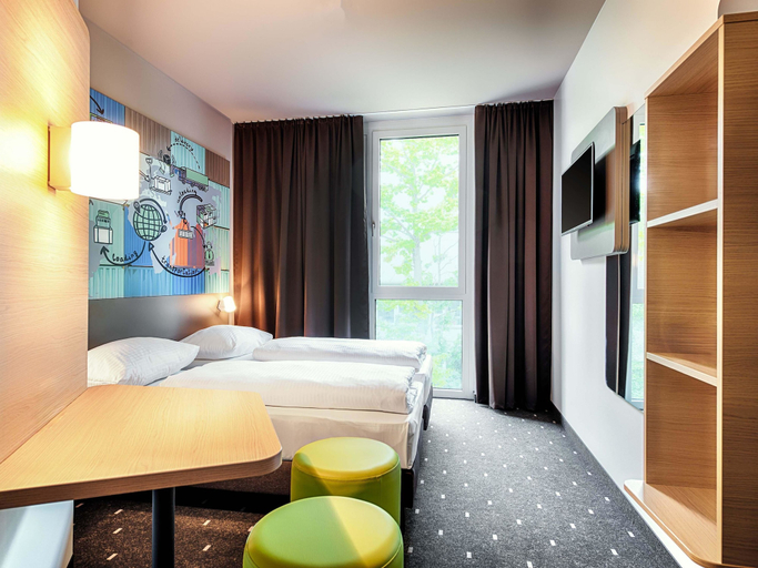 Bedroom 3, B&B Hotel Stuttgart-Neckarhafen, Stuttgart