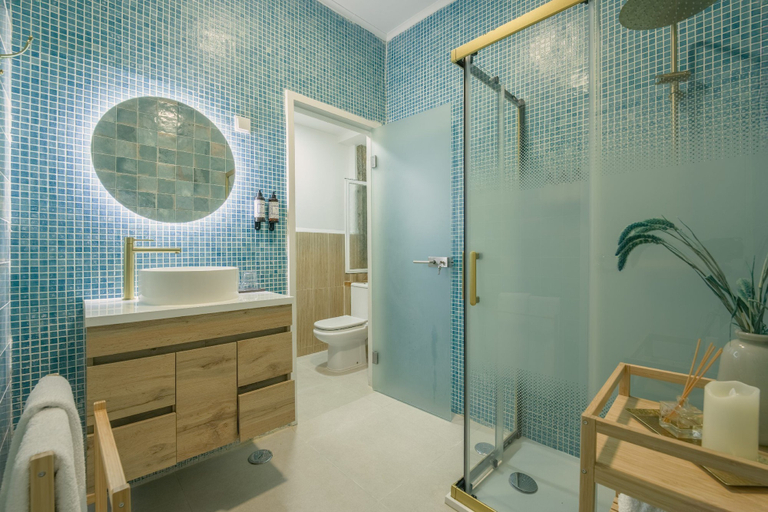 Bathroom 4, Sapateiros 44, Lisbon