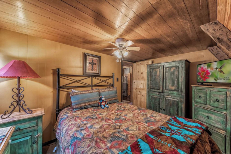 Bedroom 3, Pine Tin Inn by Ruidoso Vacation Rentals, Lincoln