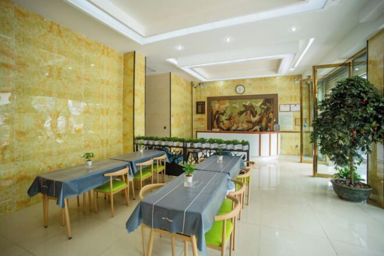 Food & Drinks, Xian Biao Business Hotel, Longyan