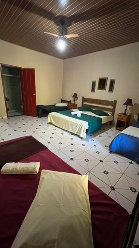 Bedroom 2, Pousada Pineiro, Parati