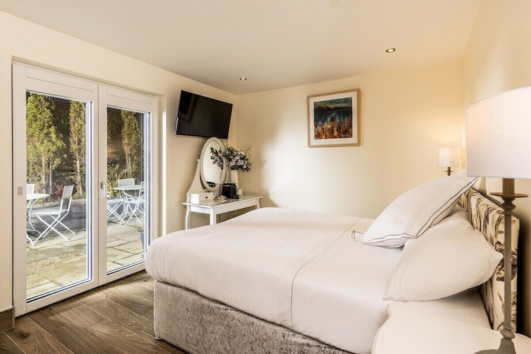 Bedroom 2, Manse On The Beach, North Down and Ards