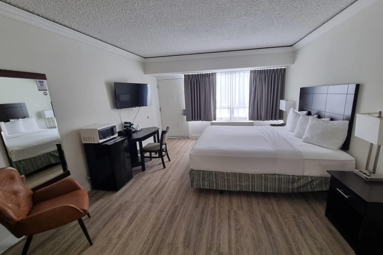 Bedroom 3, Travelodge by Wyndham Trois-Rivieres, Francheville