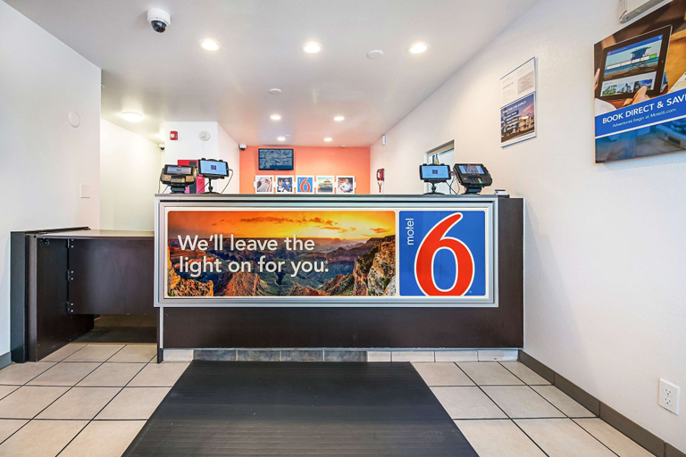Others 5, Motel 6 Corpus Christi Northwest, Nueces