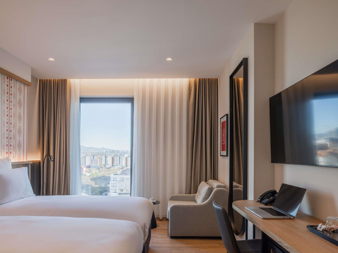 Bedroom 2, Mercure Prishtina City, Priština