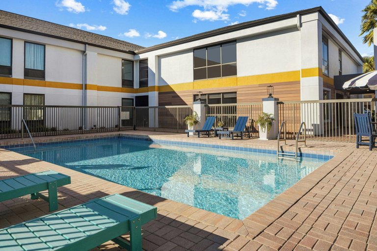 Sport & Beauty, City Express by Marriott Yulee, Nassau