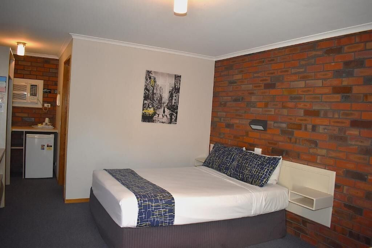 Bedroom 3, The Coorrabin Inn, N. Grampians  - Stawell