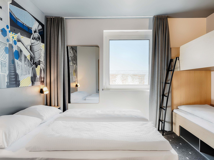 Bedroom 3, B&B HOTEL Gießen-City, Gießen