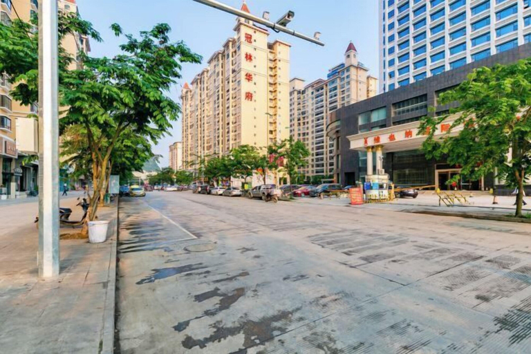 Exterior & Views 2, Vienna International Hotel (Daxin Detian Square), Chongzuo