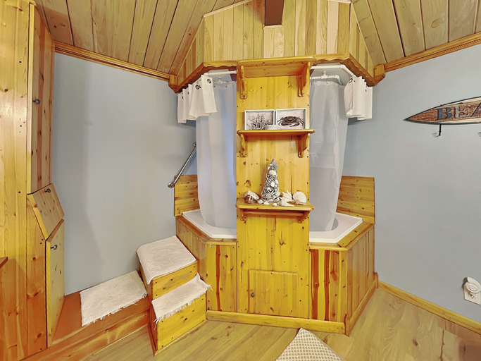 Others 4, Barnacle Lodge by Ryson Vacation Rentals, Galveston