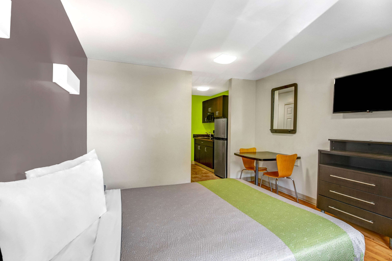 Bedroom 2, Studio 6 Extended Stay - Atlanta, GA - Chamblee, DeKalb