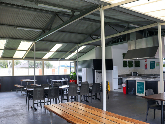 Food & Drinks 5, Discovery Parks - West Busselton, Busselton
