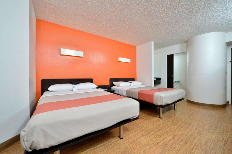 Bedroom 3, Motel 6 Plano, TX - West - Frisco, Collin