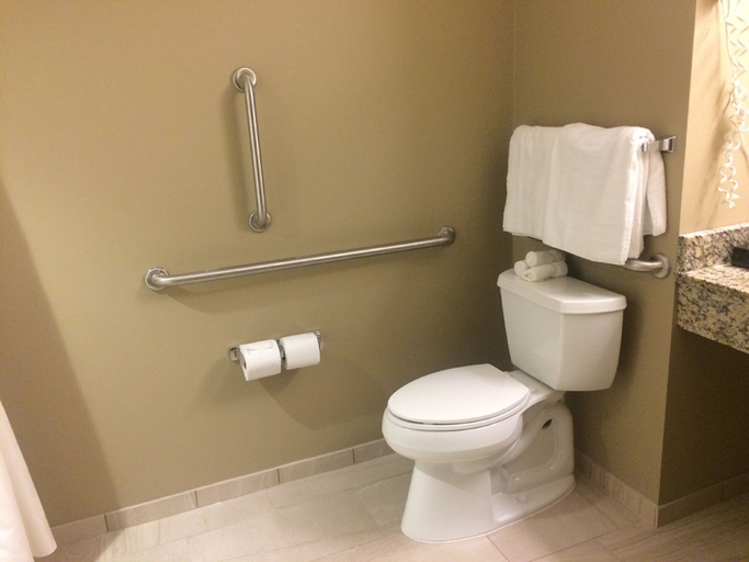 Bathroom 3, Jasper Inn, Dubois