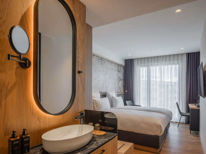 Bedroom 2, Mercure Prishtina City, Priština