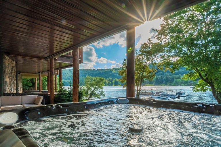 Sport & Beauty, Cedar Shores Villa 03 by Taylor Made Deep Creek, Garrett