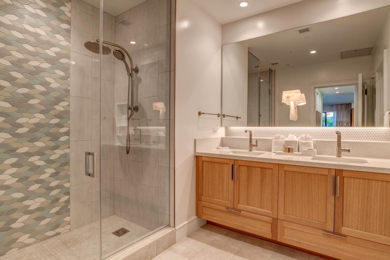 Bathroom 4, Honua Kai Luana Resort by KBM, Maui