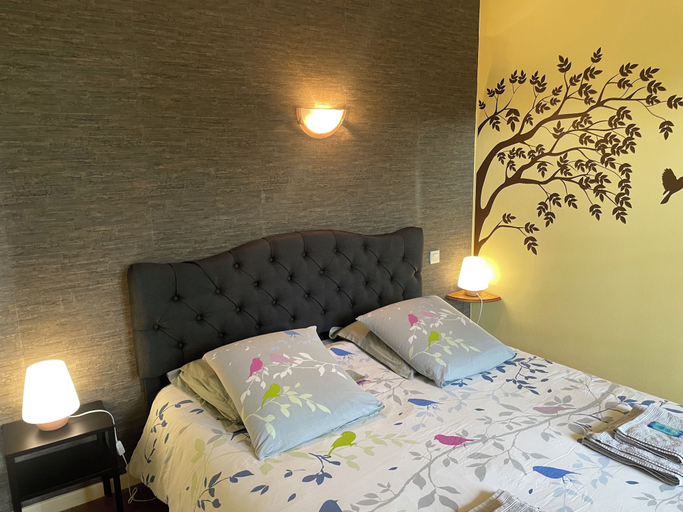 Bedroom 4, L'Astrassadou, Cantal