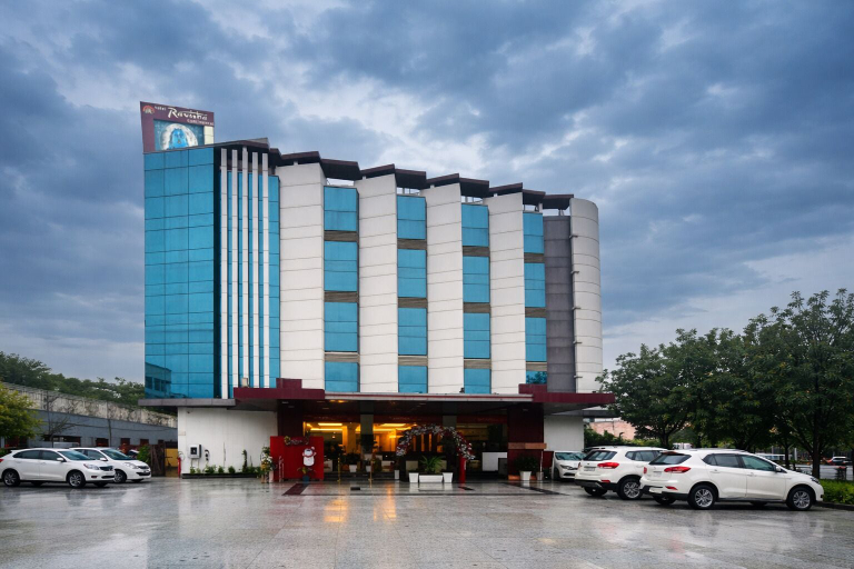 Exterior & Views, Hotel Ravisha Continental, Kaushambi