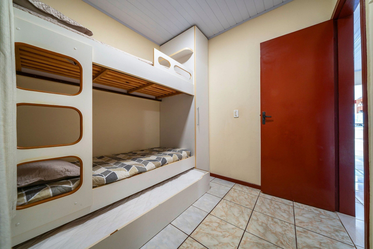 Bedroom 3, AP 14 Ala Tainha Residencial Solavir, Bombinhas