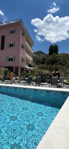 Sport & Beauty 2, Beit Mirna Guesthouse & Chalet, Zgharta