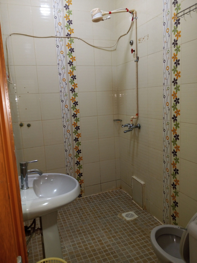 Bathroom 3, Classic Guest Home, Dagoretti North