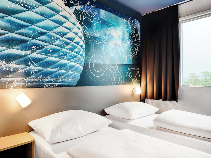 Bedroom 2, B&B Hotel München-Garching, München