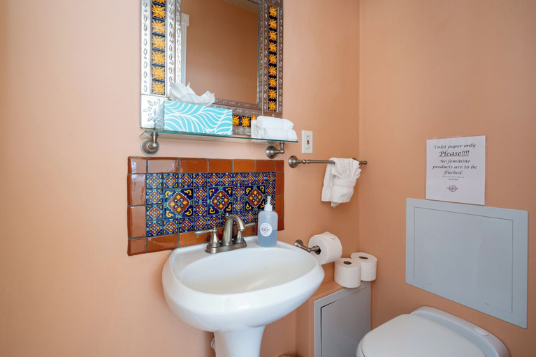 Bathroom 3, Casa Viva by Kokopelli Property Management, Santa Fe