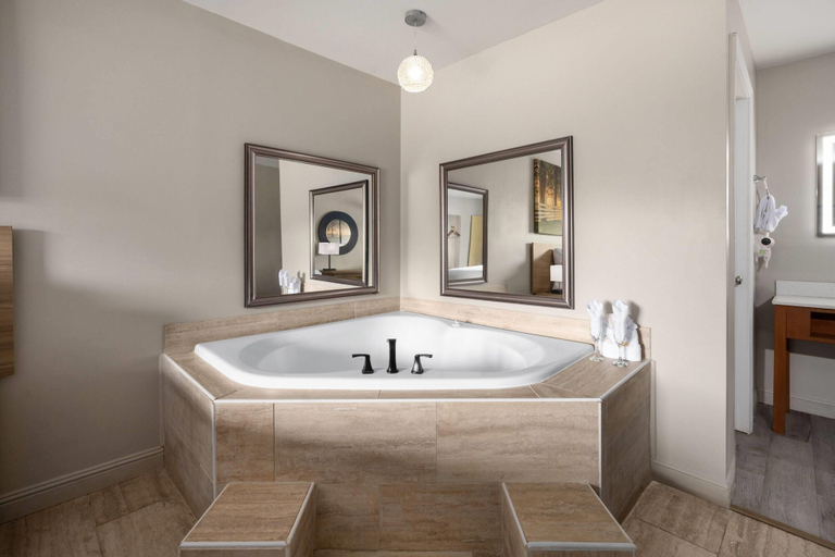 Bathroom 4, Days Inn by Wyndham Anderson, Anderson
