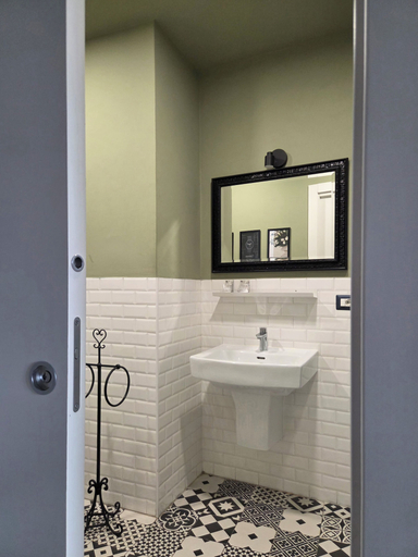 Bathroom 5, Corso Italia Rooms, Milano