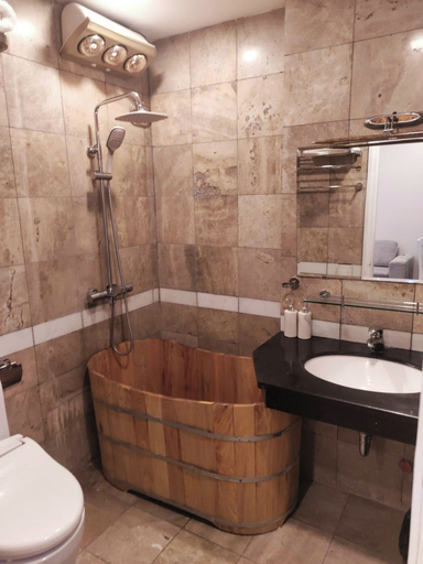 Bathroom 4, Ruby Serviced Apartment Phan Ke Binh, Ba Đình