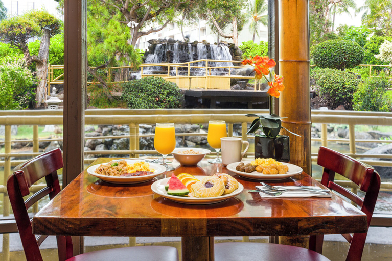 Food & Drinks 5, Pagoda Hotel, Honolulu