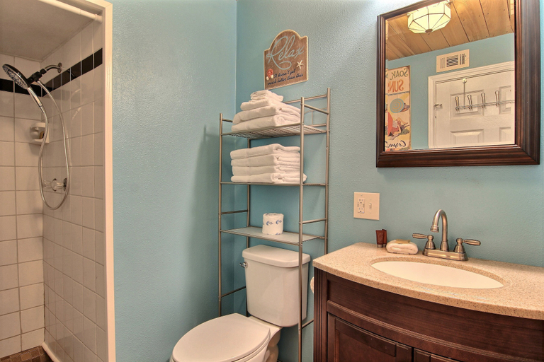 Bathroom 4, 4 Palms by Silver Sands Vacation Rentals, Nueces