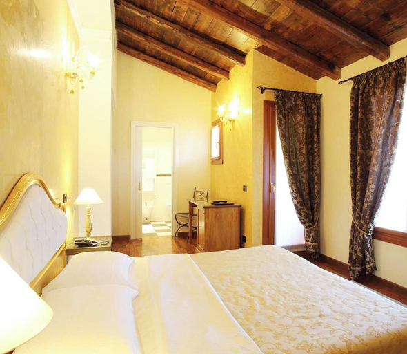 Bedroom 1, Hotel Isola di Caprera, Venezia