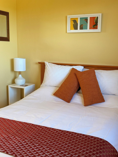 Bedroom 2, Black Peak View, Queenstown-Lakes