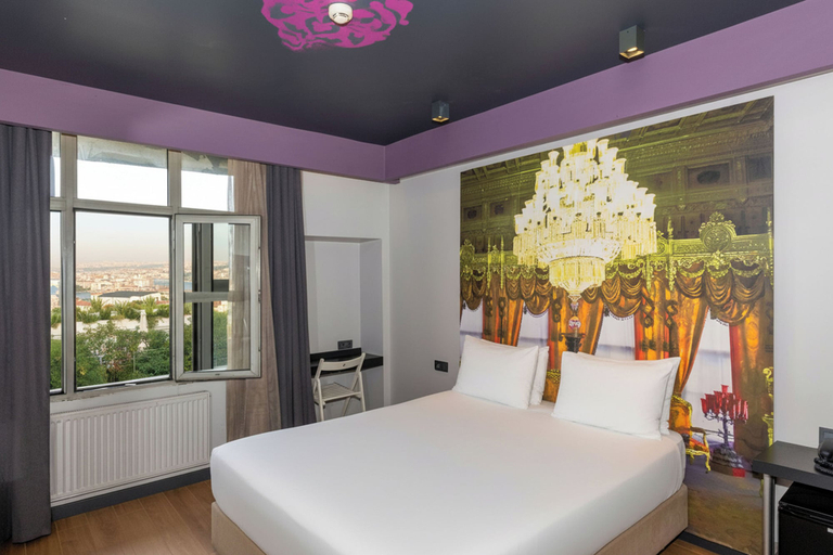 Bedroom 2, Tulip City Hotel & SPA, Beyoğlu
