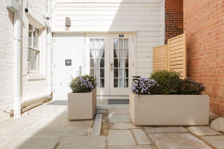 Exterior & Views 2, The King Street House by Kasa, Alexandria
