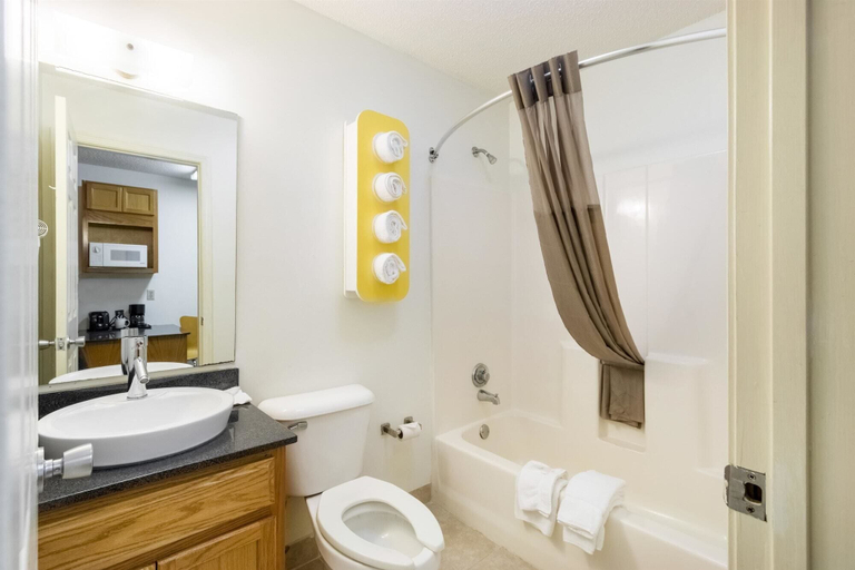 Bathroom 4, Studio 6 Statesboro, GA, Bulloch