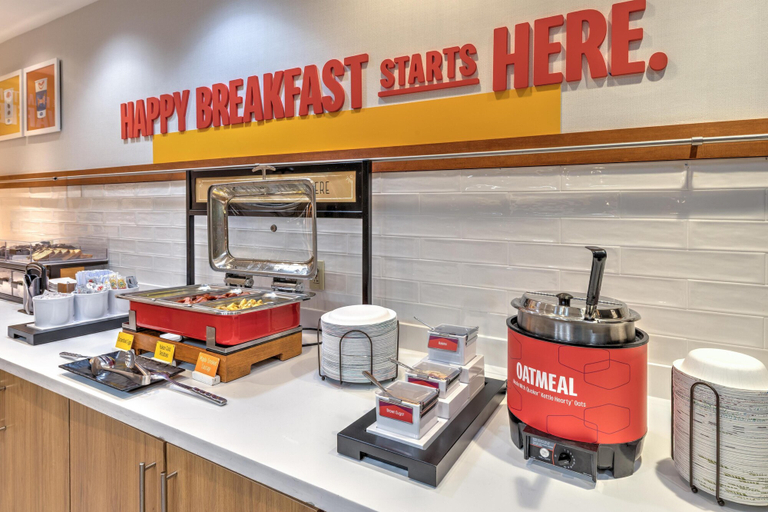Food & Drinks 5, Hampton Inn & Suites Houston/Pasadena, Houston