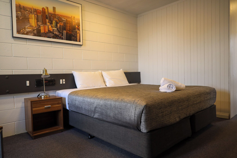 Bedroom 3, Bendigo Motor Inn, Gr. Bendigo - Inner West