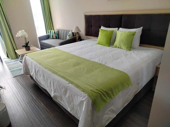 Bedroom 2, Hotel Puerto Limon CR, Limón