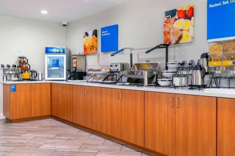 Food & Drinks 5, Antioch Inn and Suites, Contra Costa
