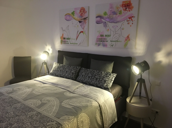 Bedroom 4, Gutunterdachgebracht, Düren