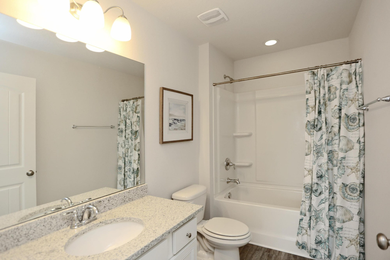 Bathroom 4, The Sandpiper, Gulf