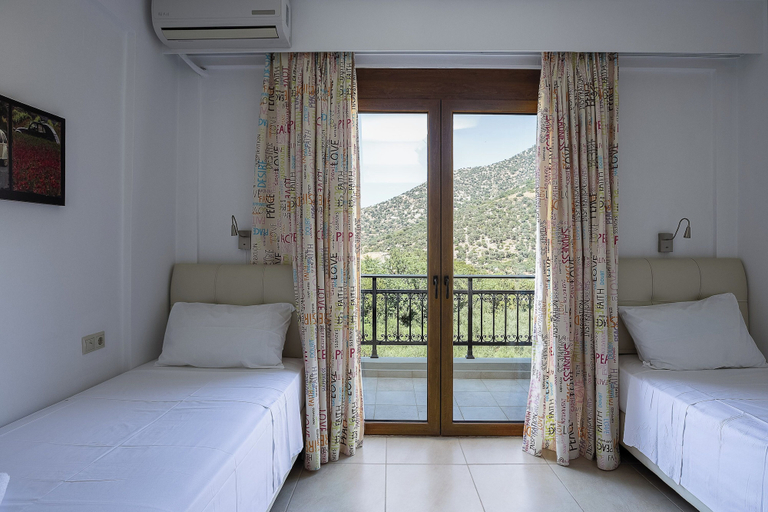 Bedroom 4, Pantheon Villas & Suites, Crete