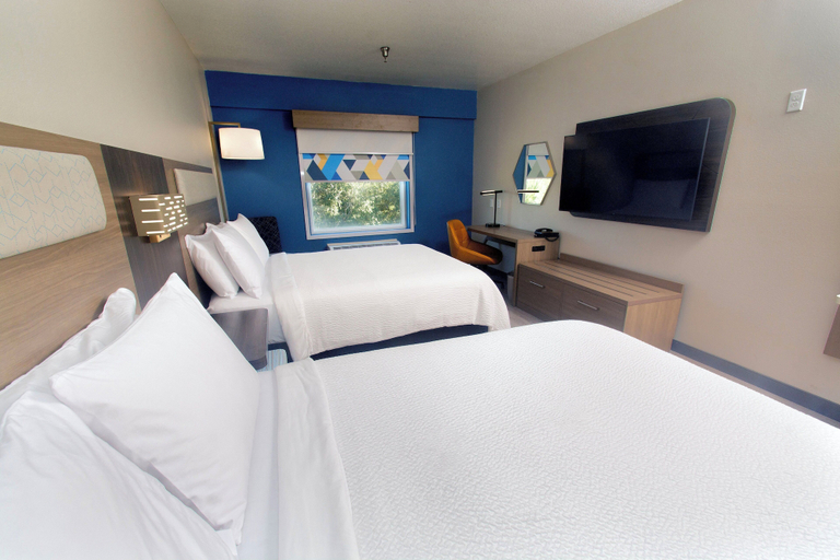 Bedroom 3, Holiday Inn Express & Suites COCOA by IHG, Brevard