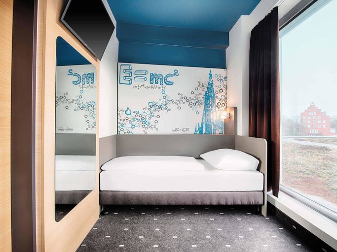 Bedroom 3, B&B Hotel Ulm, Ulm