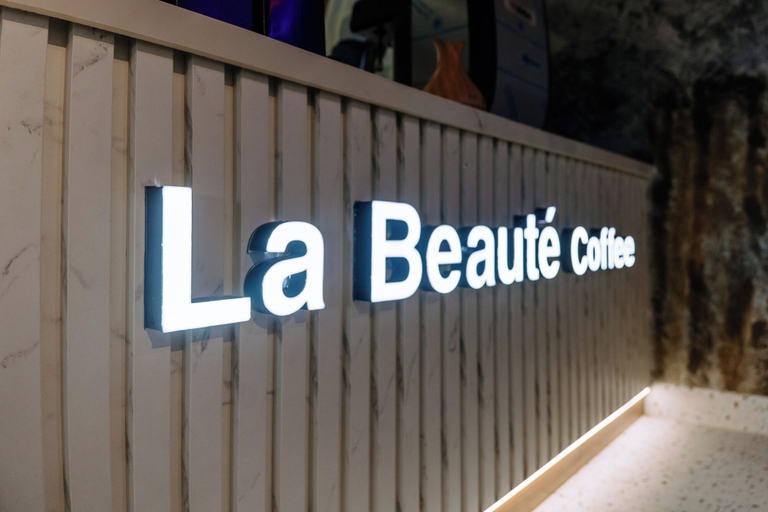 Exterior & Views 2, La Beaute Hotel