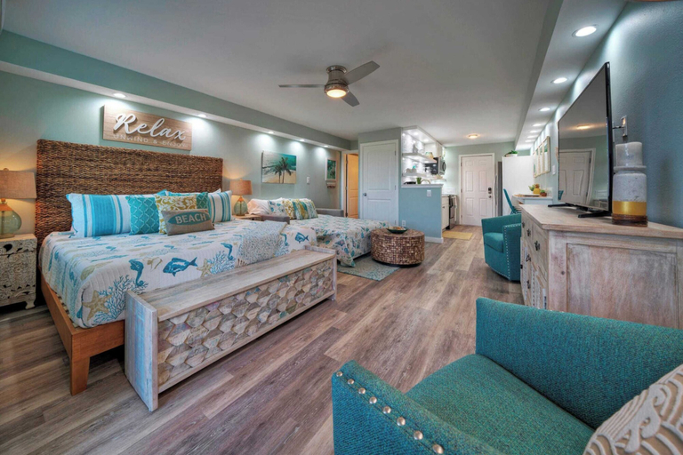 Bedroom 5, Beachfront Condo, Prvt Balcony w/ View, Pool Access Beach Happy by Avantstay, Nueces