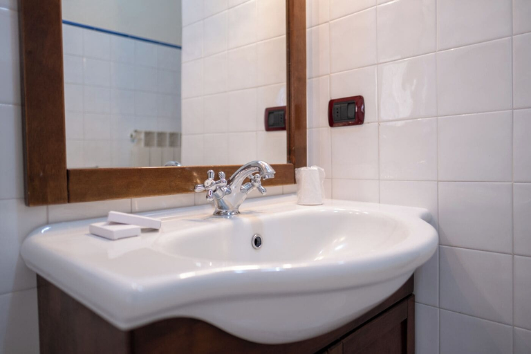 Bathroom 4, Podere Montale Il Borgo, Grosseto